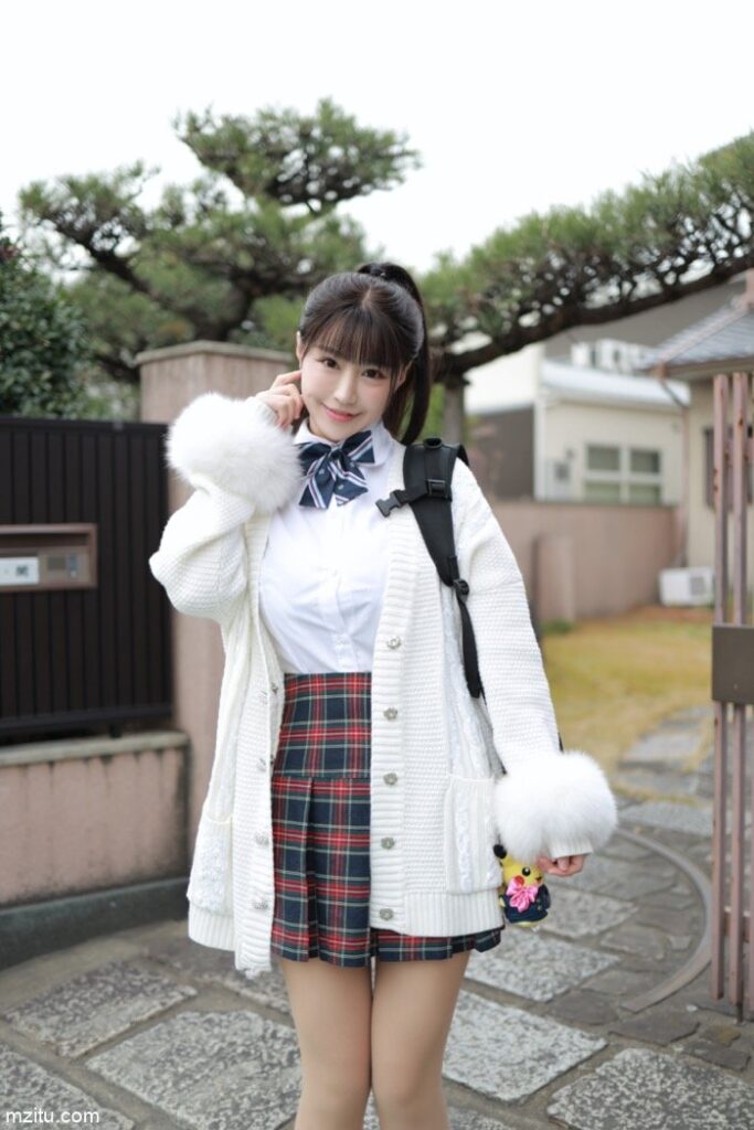 甜美小姐姐朱可儿：下课后来一场尾随的约会-达塔图库