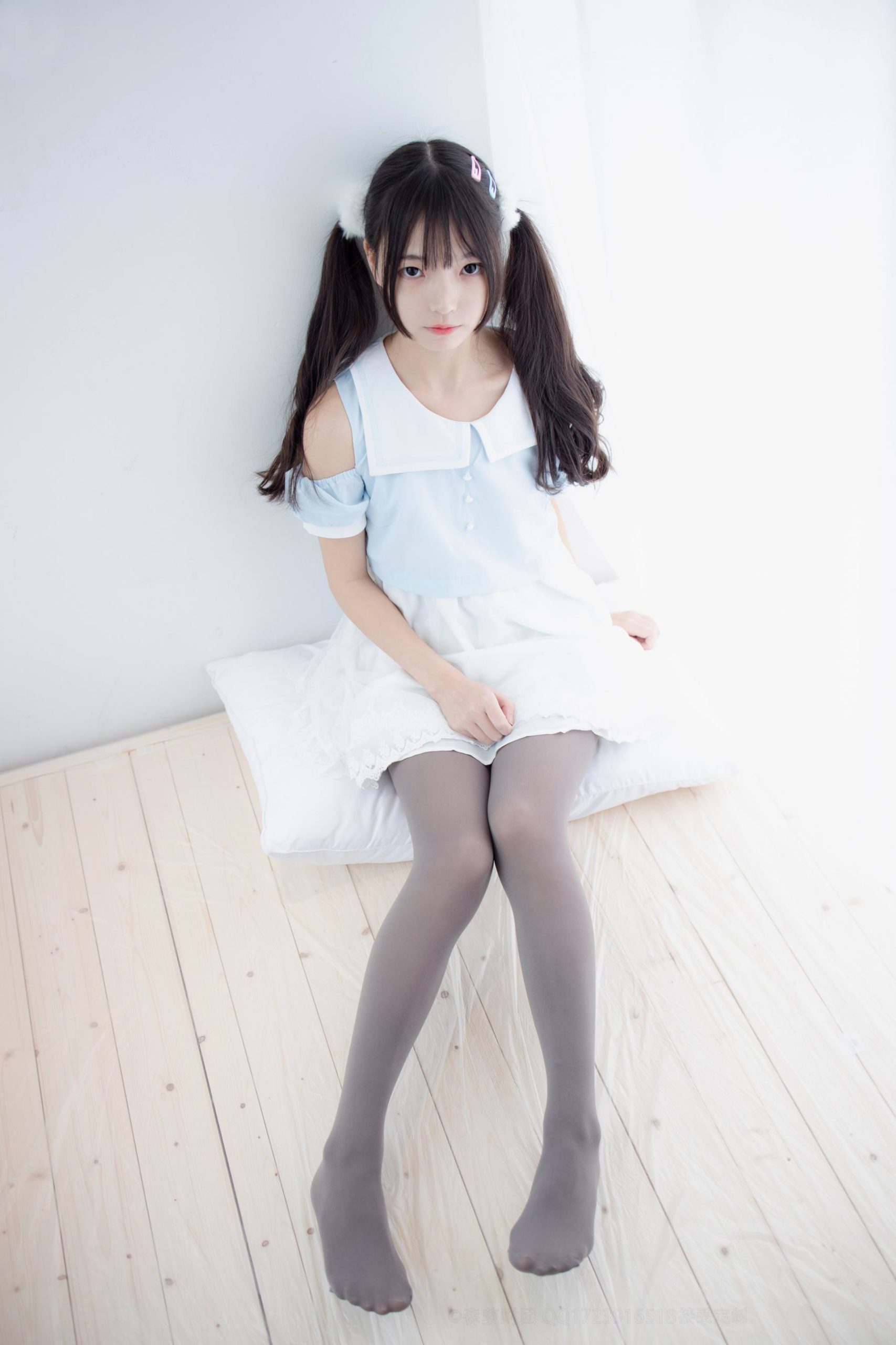 图片[2]-超级甜美的灰丝小姑娘【86P】20005-达塔图库