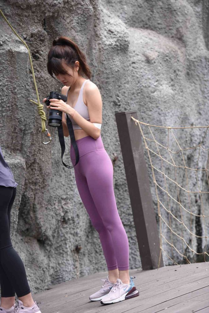 香芋色瑜伽裤高马尾女孩【111P】04039-达塔图库