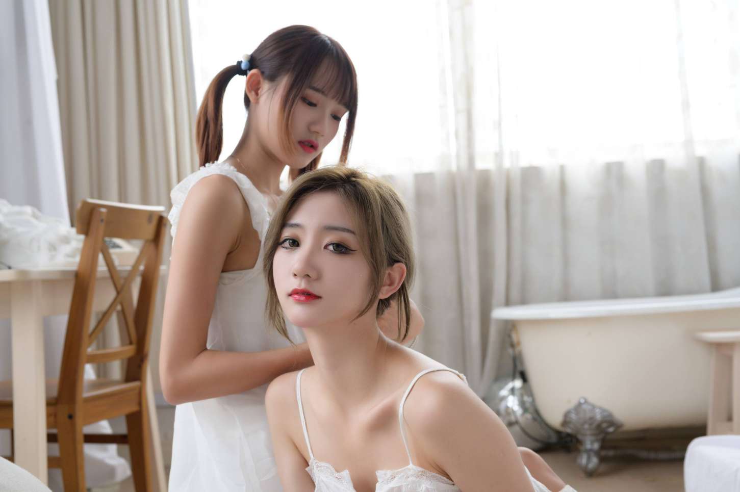 图片[4]-【免费】弹尤克里里的双马尾齐刘海女孩【35P】20024-达塔图库