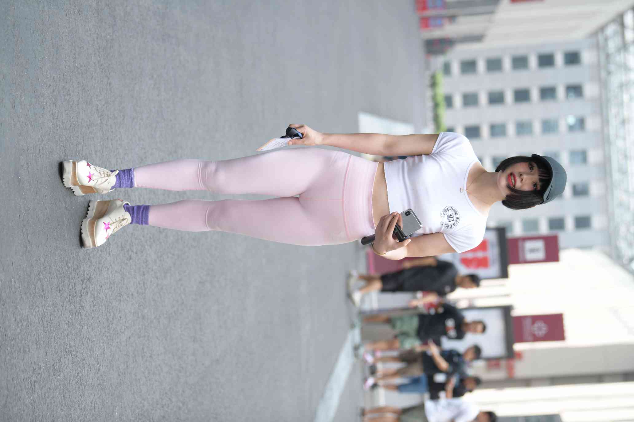 图片[2]-短发鸭舌帽时尚女生【102P】04022-达塔图库