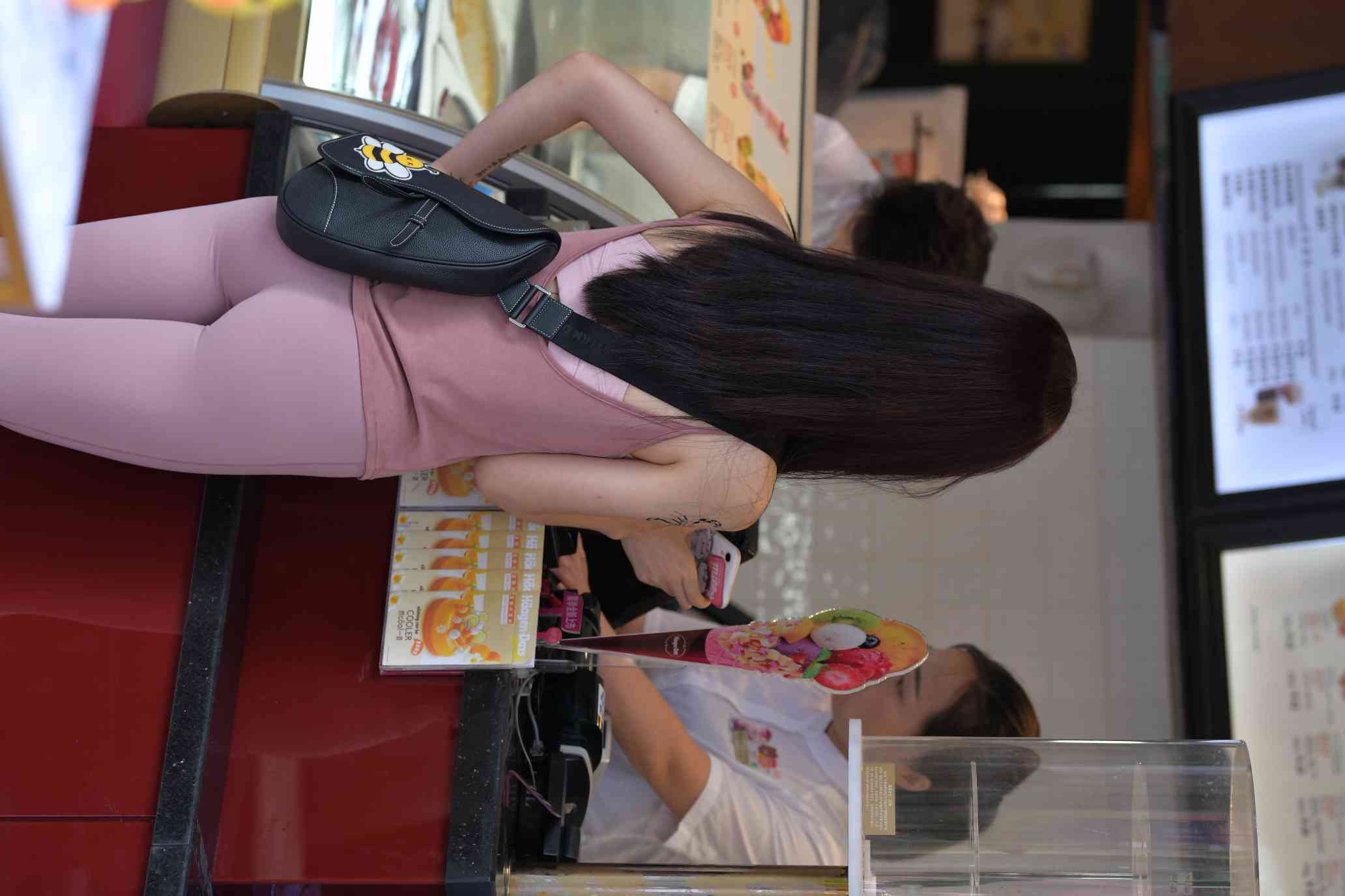 图片[3]-特别哇塞的瑜伽裤女人【217P】04018-达塔图库