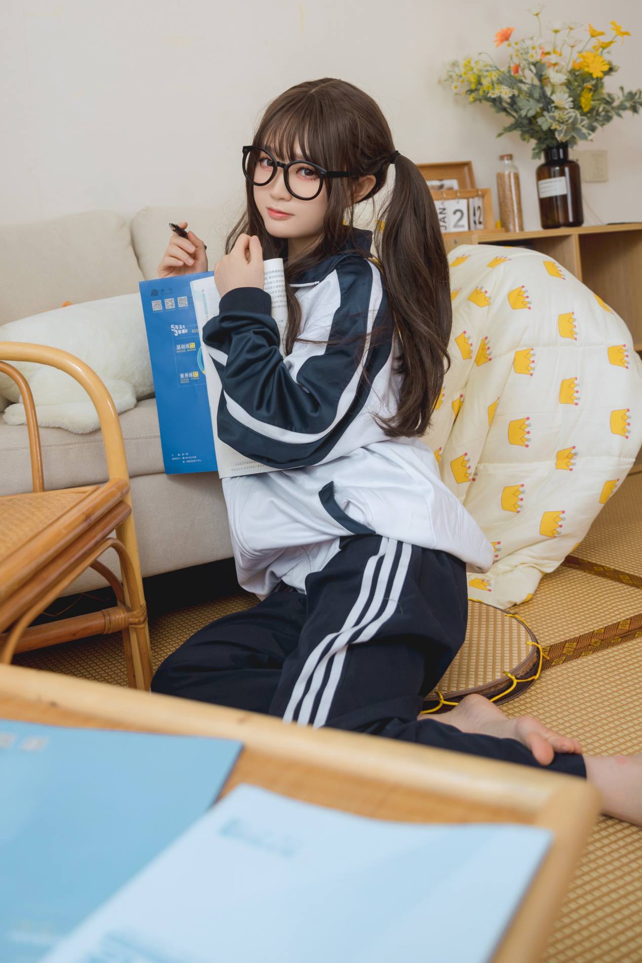 图片[4]-穿校服的双马尾女孩【64P】20010-达塔图库