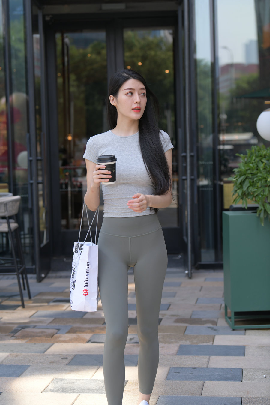 图片[4]-在外面逛街的瑜伽裤女孩J2240 449P1V-16.7GB-达塔图库