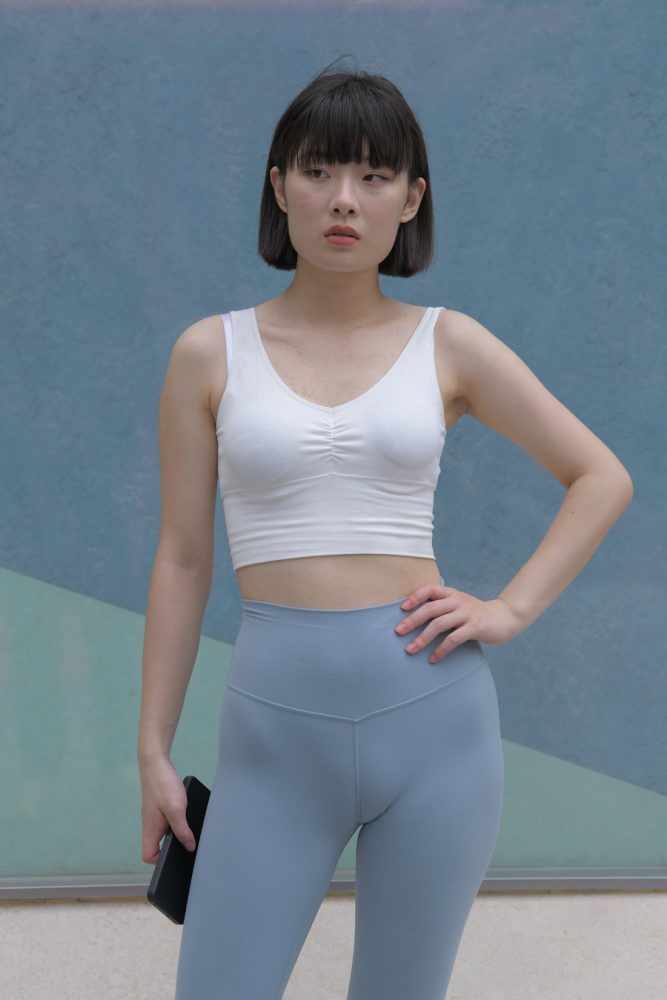 短发女孩J4175 379P2V-26.5GB-达塔图库