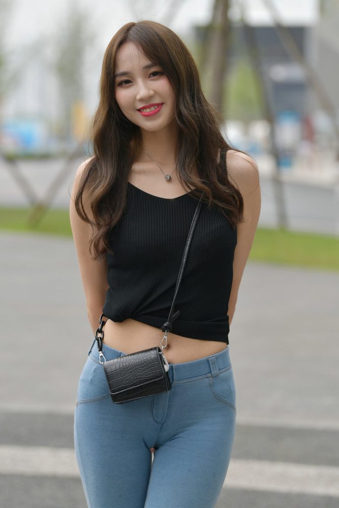 紧身牛仔裤女孩J3808 276P-3.31GB-达塔图库