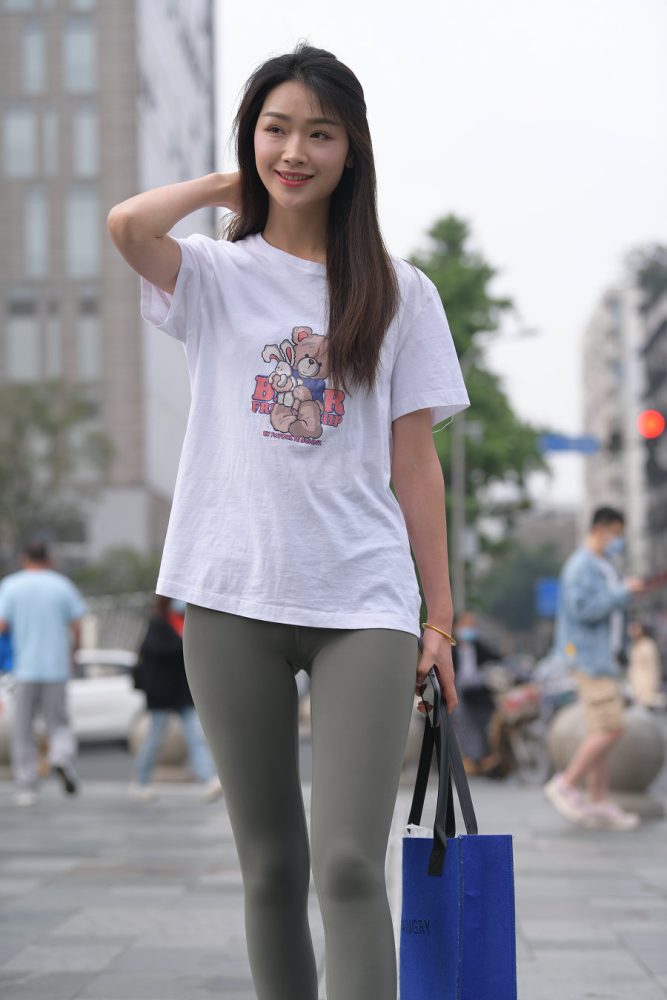 一身休闲装的瑜伽裤女孩J2961 709P1V-24.1GB-达塔图库