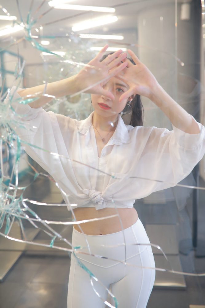 白色瑜伽裤女孩J2145 861P2V-22.3GB-达塔图库