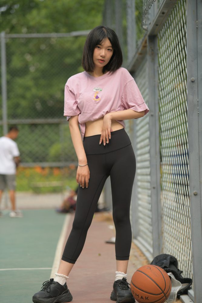 图片[3]-穿瑜伽裤打篮球的大三女孩J2198 463P1V-18.6GB-达塔图库