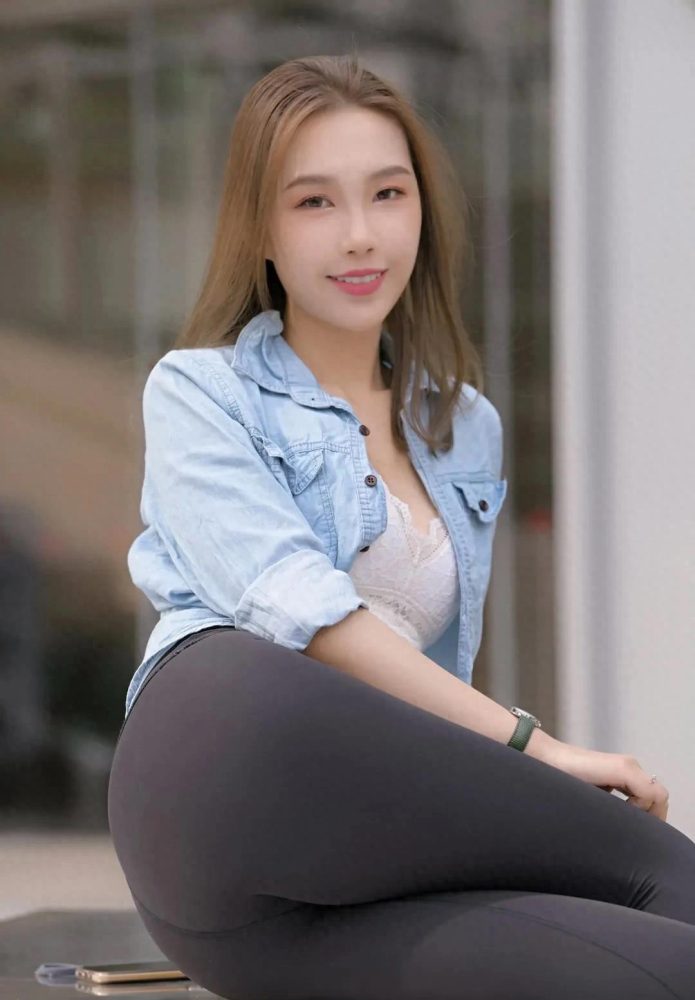 图片[2]-非常漂亮的瑜伽裤女孩J1990 733P1V-27.9GB-达塔图库