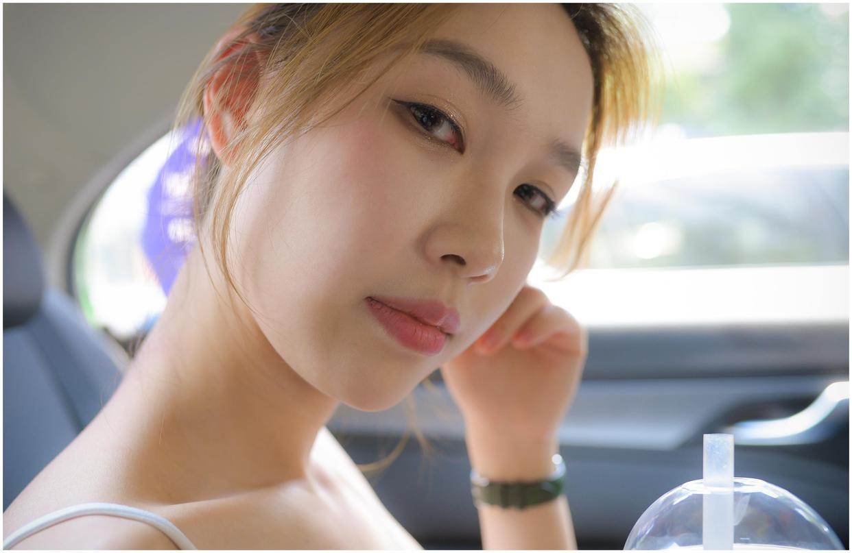 图片[2]-在外面逛街的瑜伽裤小姐姐J2226 833P1V-26.8GB-达塔图库