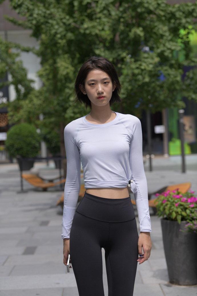 图片[1]-短发长腿的女生J2791 292P-5.71GB-达塔图库