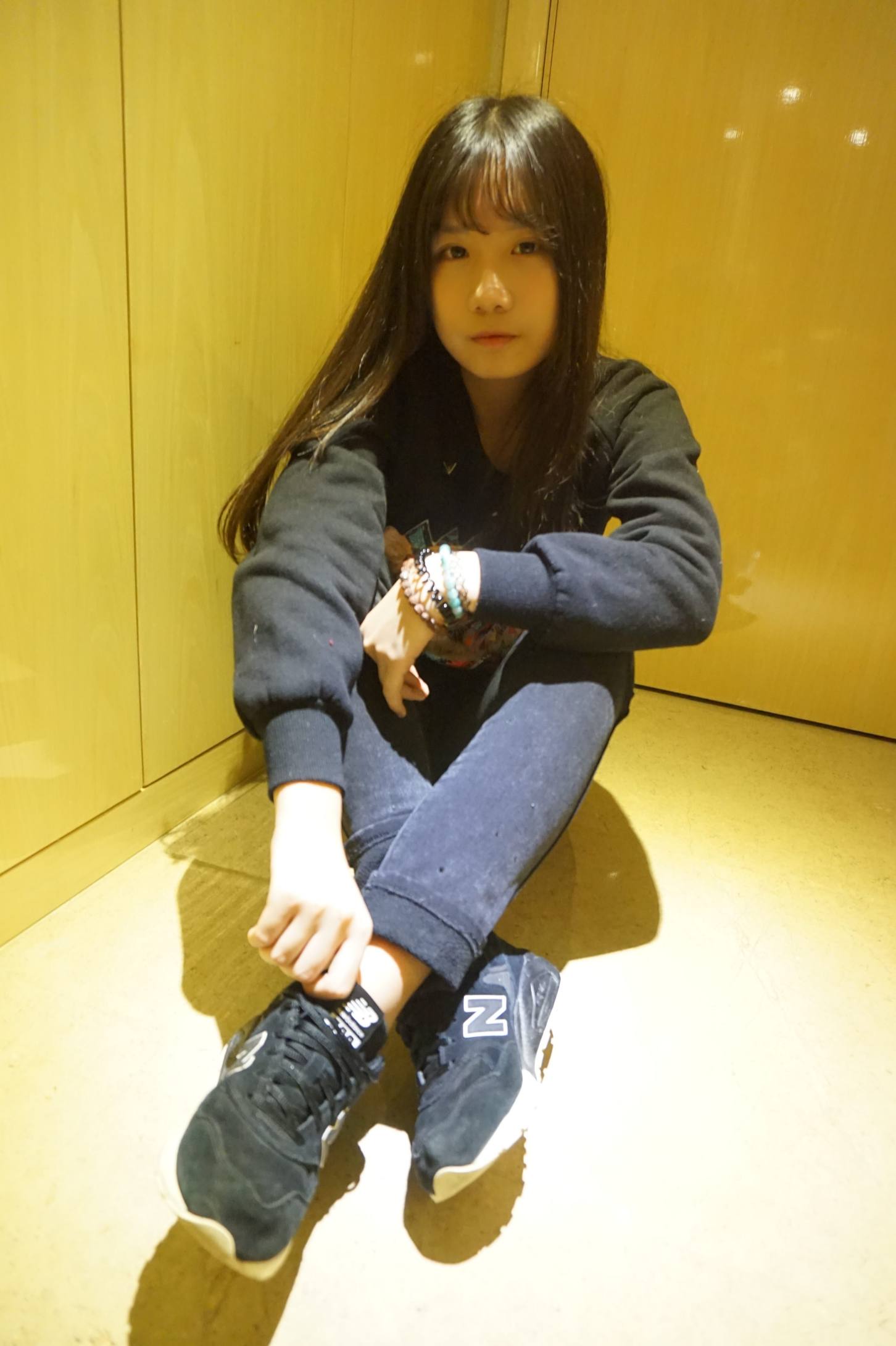 图片[2]-齐刘海的长发女孩【70P】20016-达塔图库