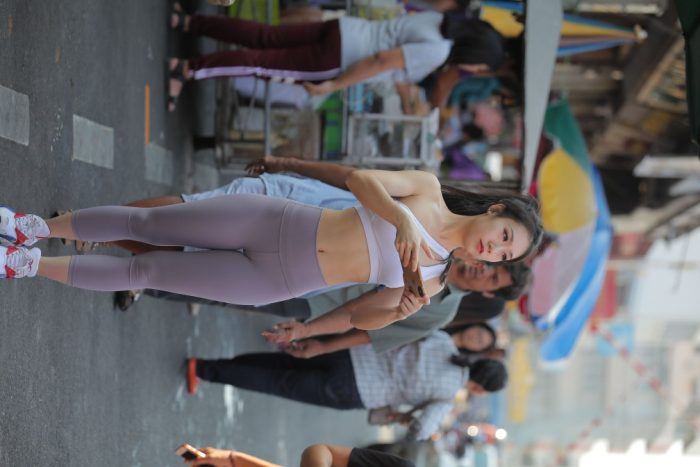 逛街的马尾辫瑜伽老师【556P】00016-达塔图库