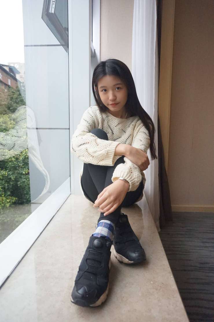 图片[1]-眼神很清澈的赤脚女孩【59P】20020-达塔图库