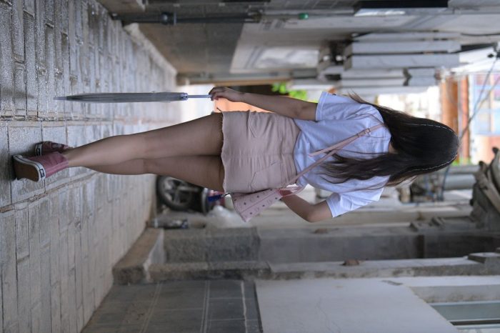 非常清纯甜美的短裙姑娘在逛街【458P】00052-达塔图库