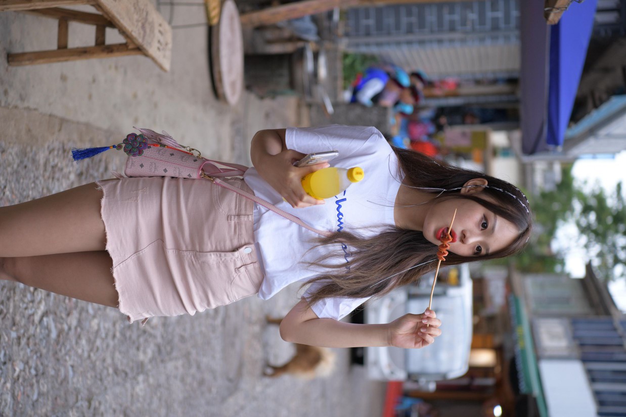 图片[7]-非常清纯甜美的短裙姑娘在逛街【458P】00052-达塔图库