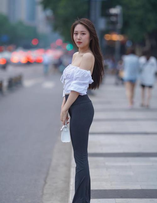 图片[3]-身材非常哇塞的瑜伽裤女孩  J1333 521P6V-21.6GB-达塔图库