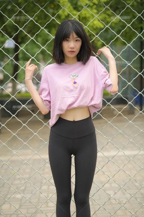 图片[5]-穿瑜伽裤打篮球的大三女孩J2198 463P1V-18.6GB-达塔图库