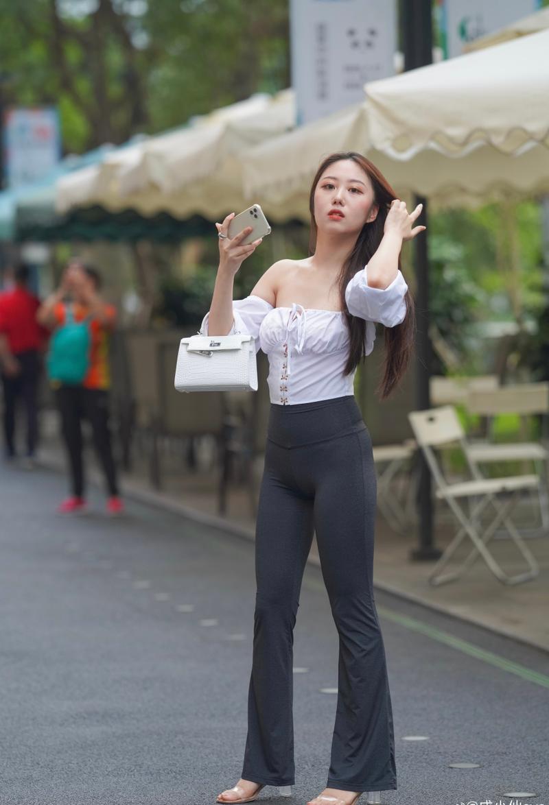 图片[2]-身材非常哇塞的瑜伽裤女孩  J1333 521P6V-21.6GB-达塔图库