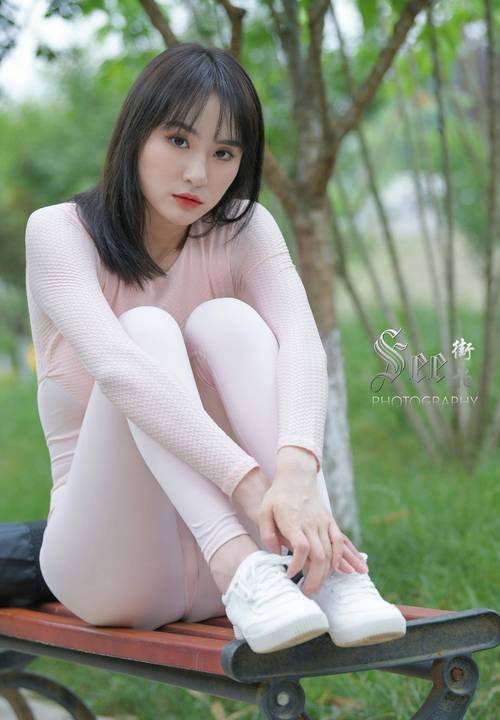 图片[2]-粉粉的瑜伽裤女孩太可爱了 J2090 854P1V-30.4GB-达塔图库