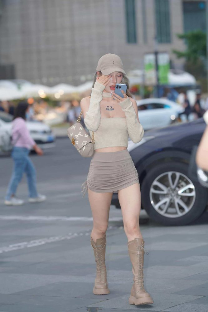 P4034 长靴小姐姐 【86P1V】-达塔图库