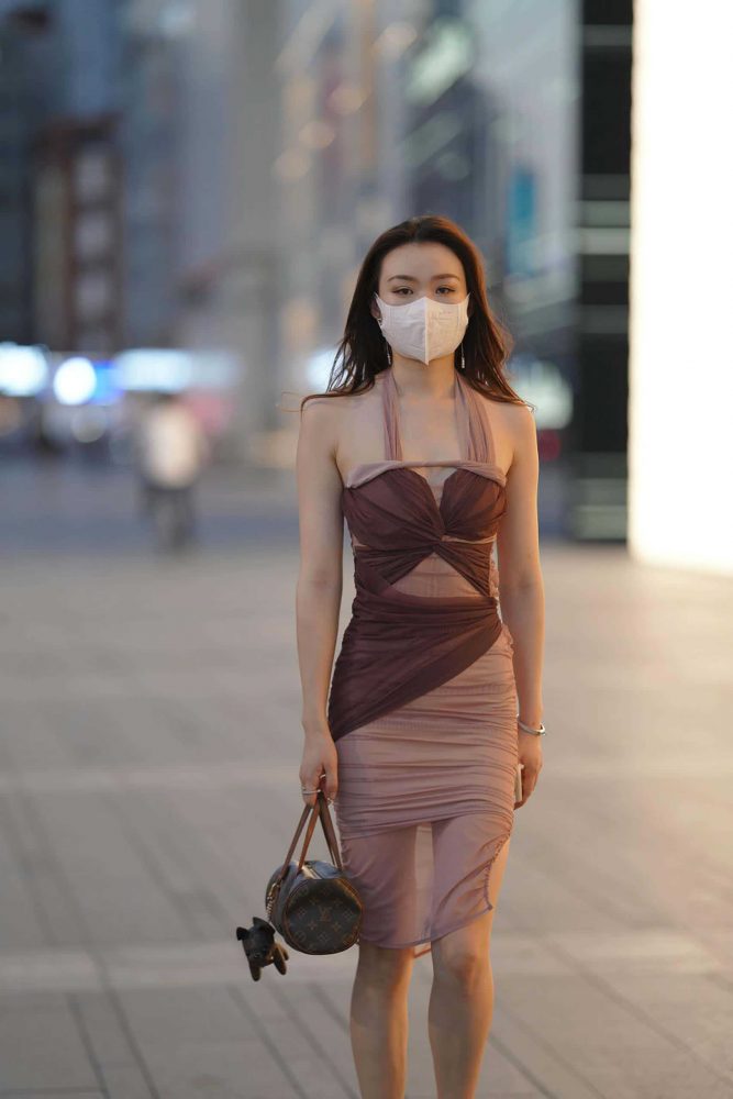 P4039 连体裙美女 【169P2V】-达塔图库