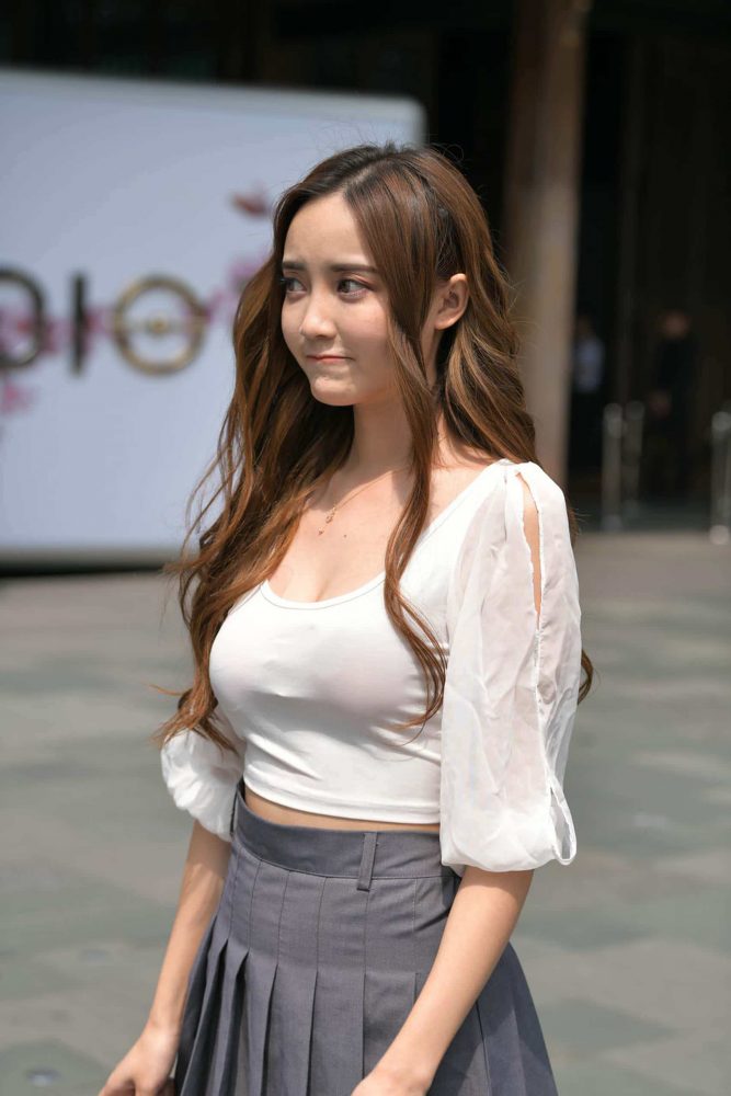 P4073 性感大胸百褶裙美眉 【56P】-达塔图库