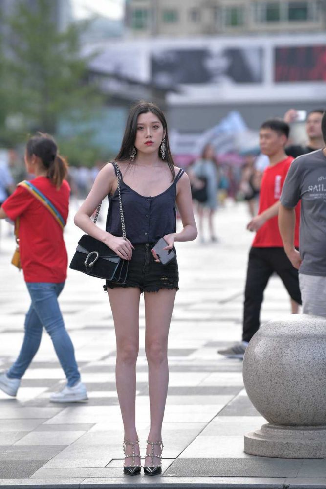 0079IYWzly1he57f70nxcj348w6dcqv9-51