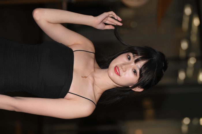 P4185 清纯吊带黑裙 【96P】-达塔图库