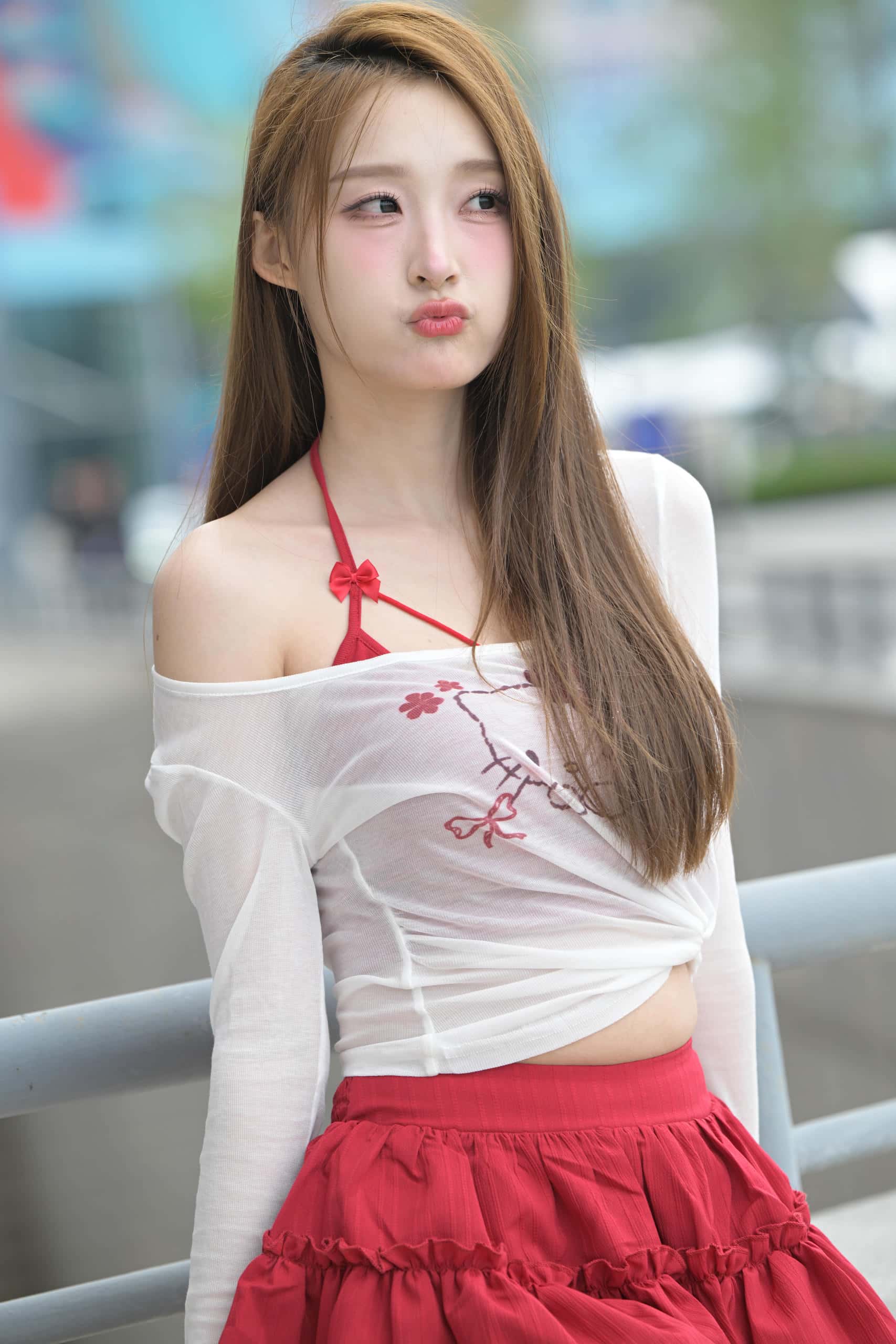 图片[1]-P4388 红裙甜妹小桂圆 【157P】-达塔图库